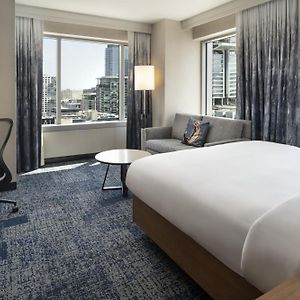 Courtyard By Marriott Los Angeles L.A. Live